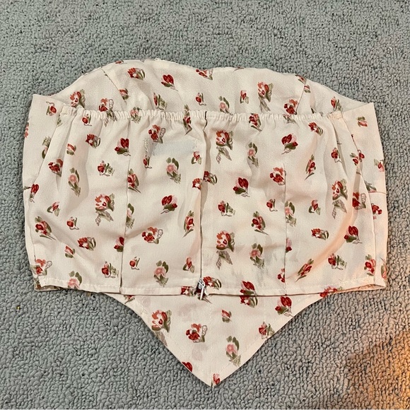 SHEIN Floral bandeau top - Picture 4 of 7